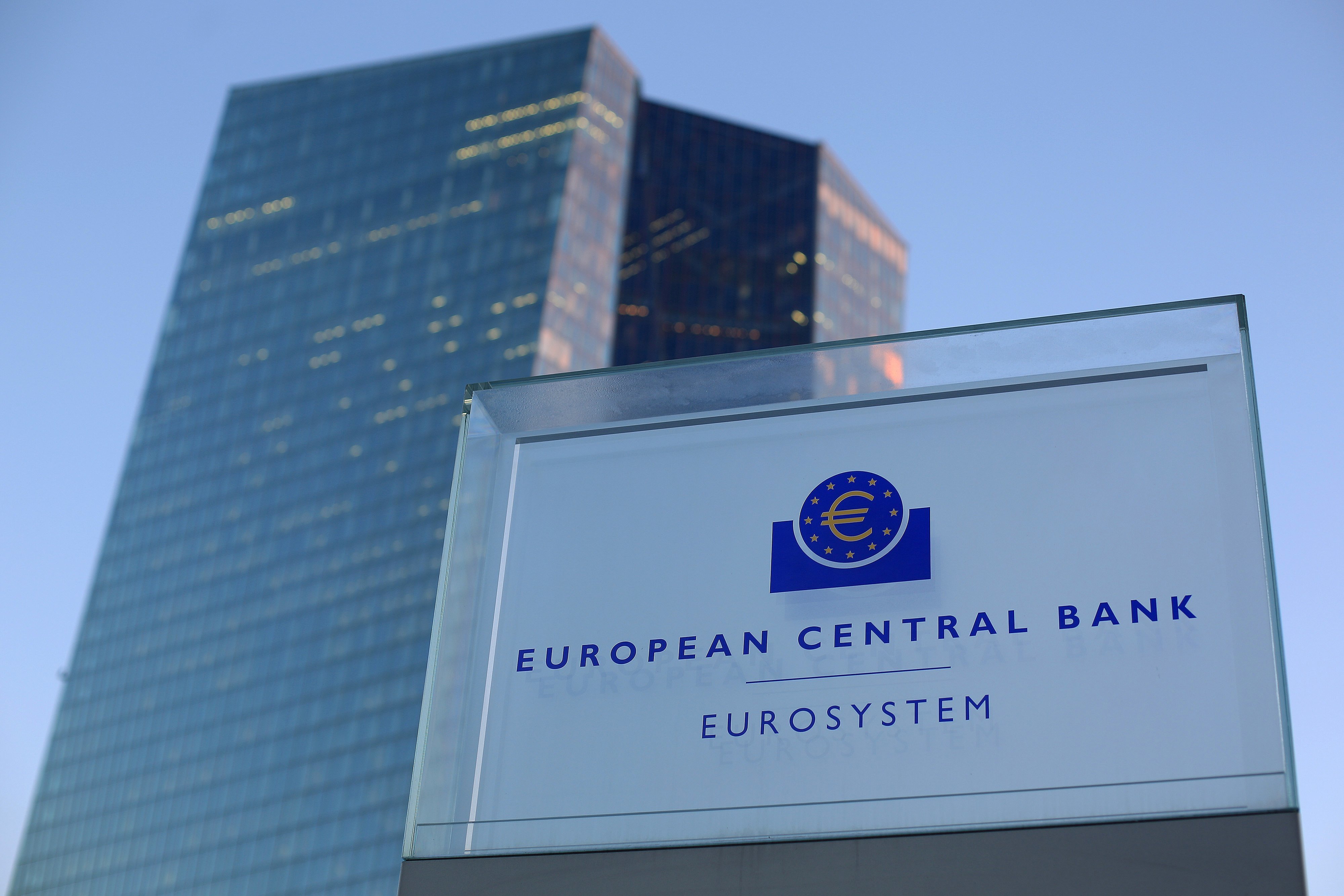 Bloomberg: Traders Seeking ECB Backstop Brace for Bond Rout as Hikes Near