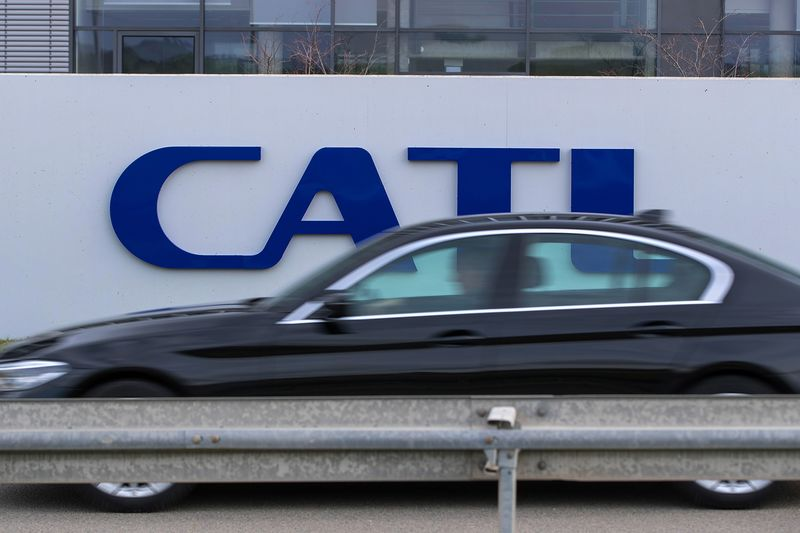 CATL Dips as Chinese Battery Giant’s Plan to Invest Half of New Funds Raised Draws Criticism