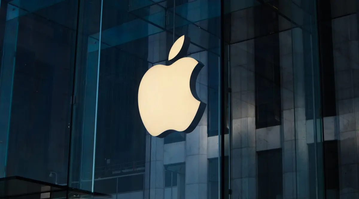 Bloomberg: Apple to Slow Hiring and Spending for Some Teams Next Year